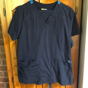 Wonder wink scrub set